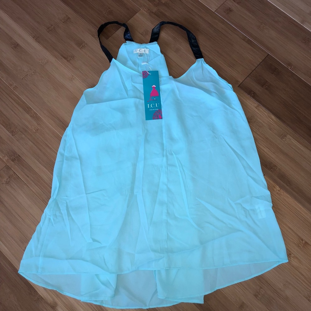 Flowy Tank